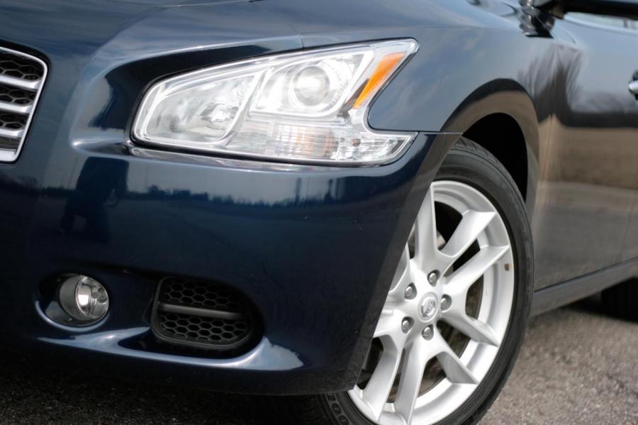  Nissan Maxima 2009 года  (фото 34 из 120)